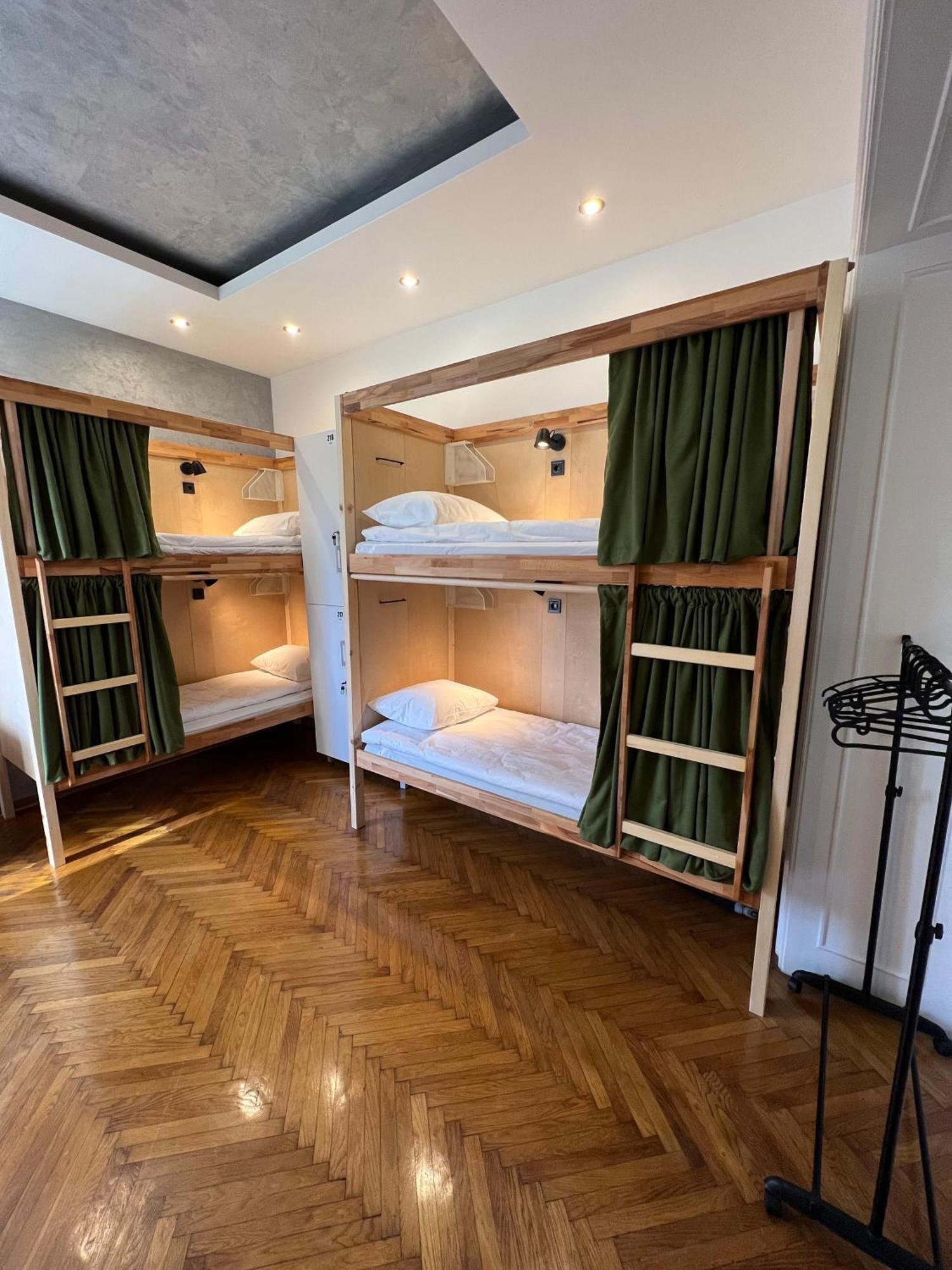 Cabbage Hostel Βελιγράδι Εξωτερικό φωτογραφία