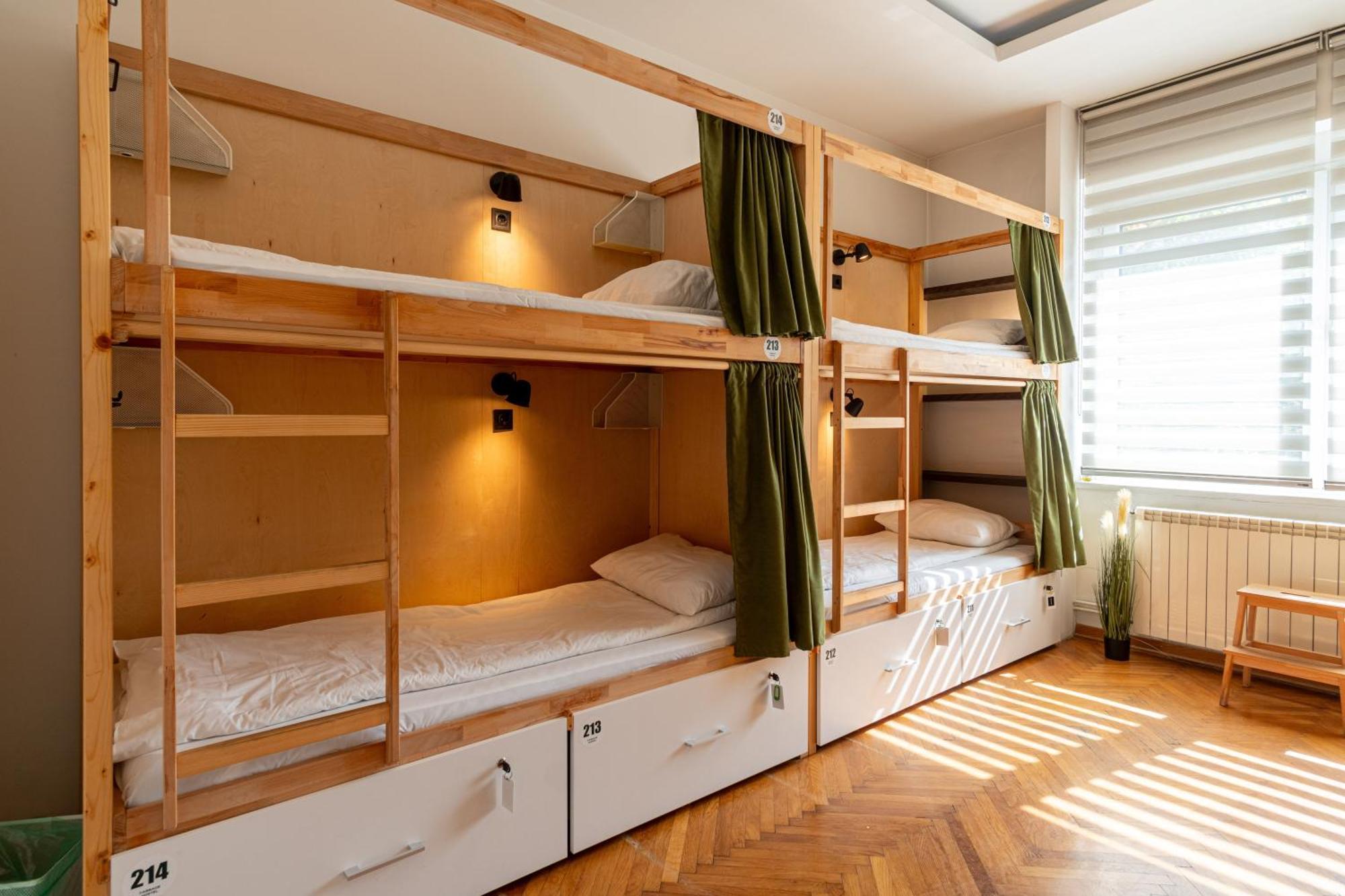 Cabbage Hostel Βελιγράδι Εξωτερικό φωτογραφία