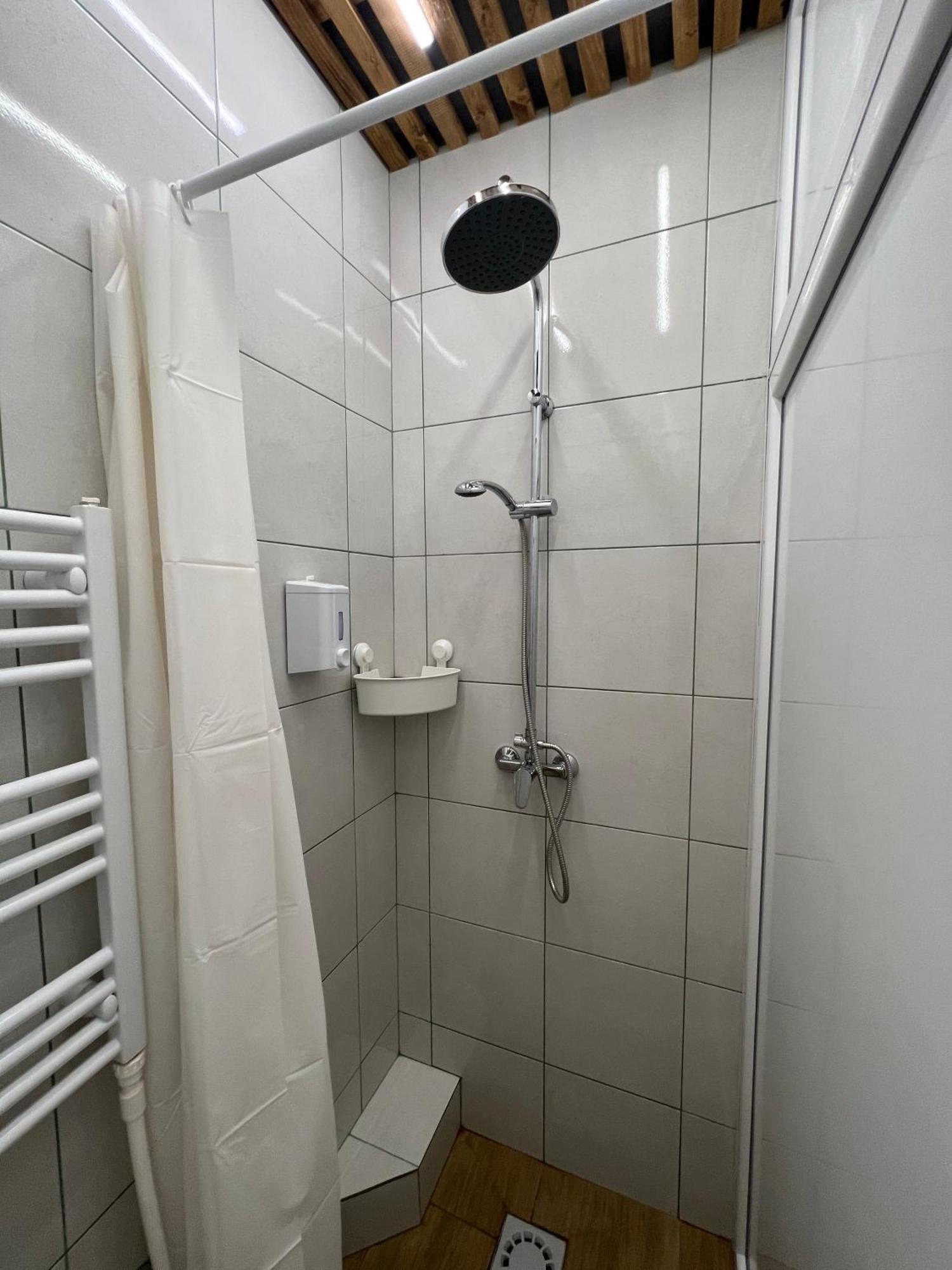 Cabbage Hostel Βελιγράδι Εξωτερικό φωτογραφία