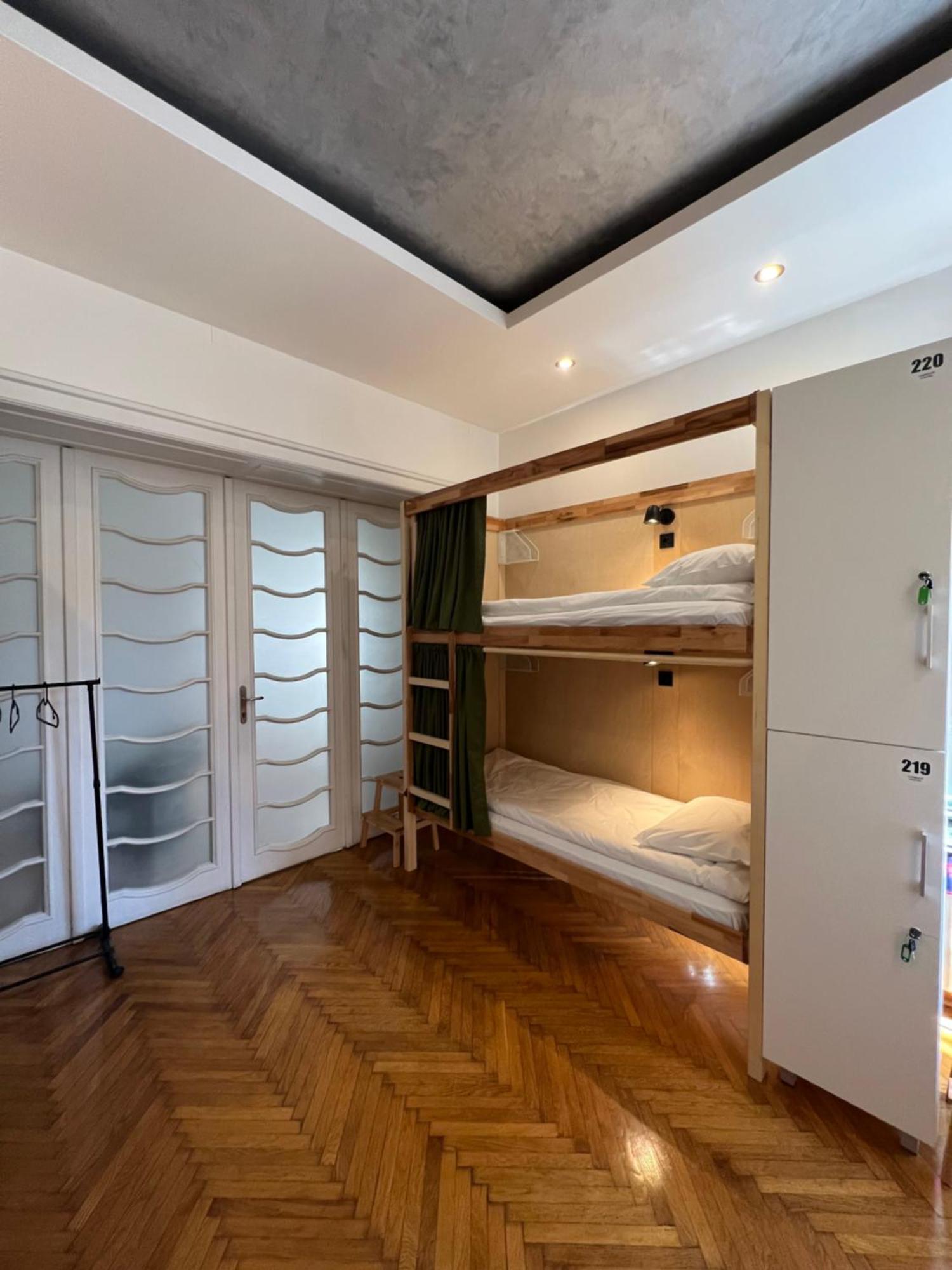 Cabbage Hostel Βελιγράδι Εξωτερικό φωτογραφία